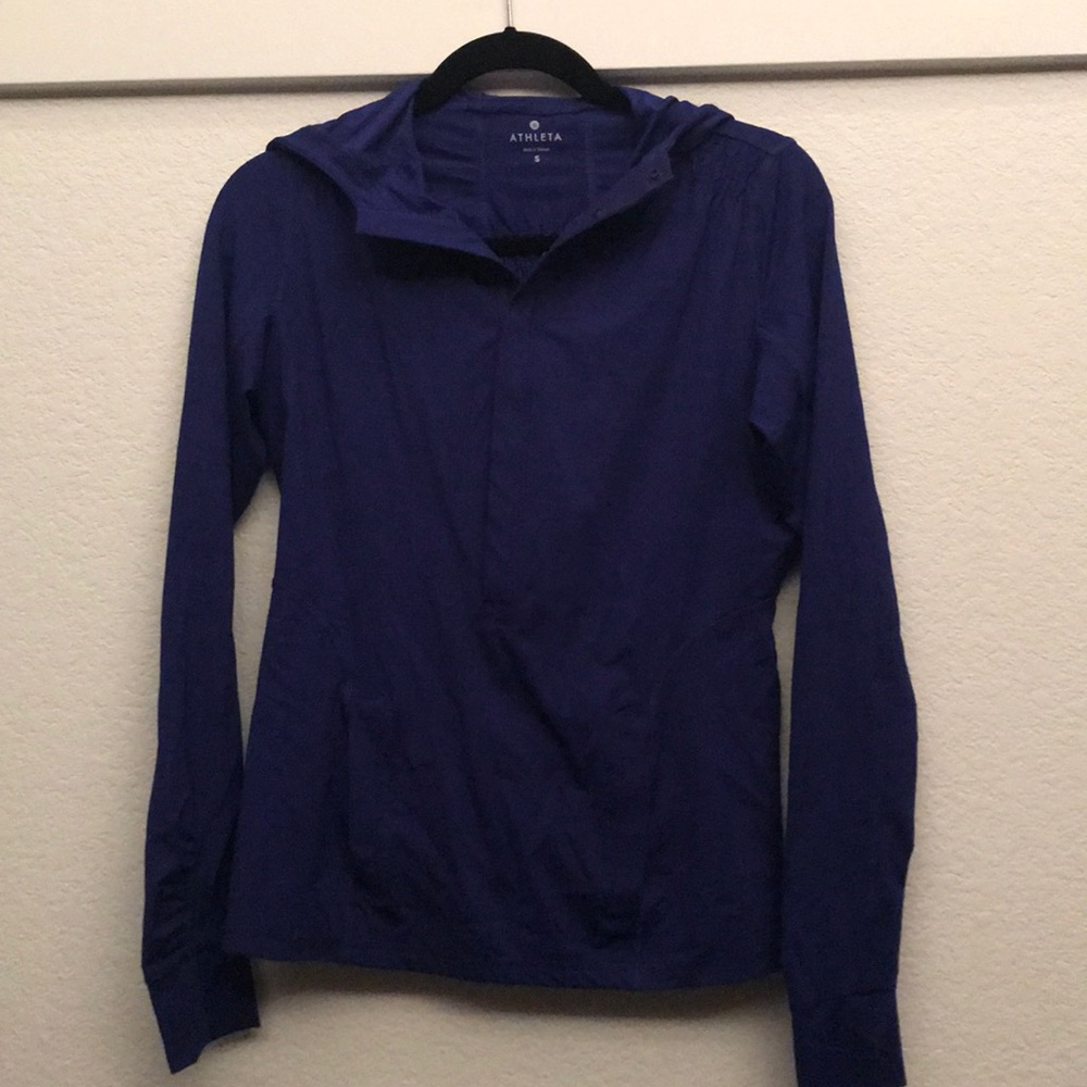 Dark purple long sleeved UPF Athleta sport top